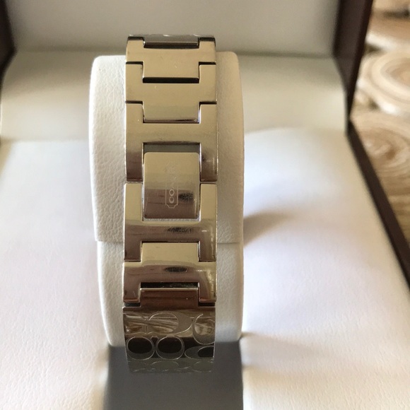 Coach watch - Picture 3 of 6